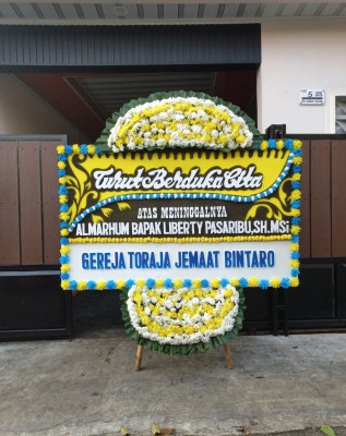 Papan Bunga Duka di Tayan Hilir